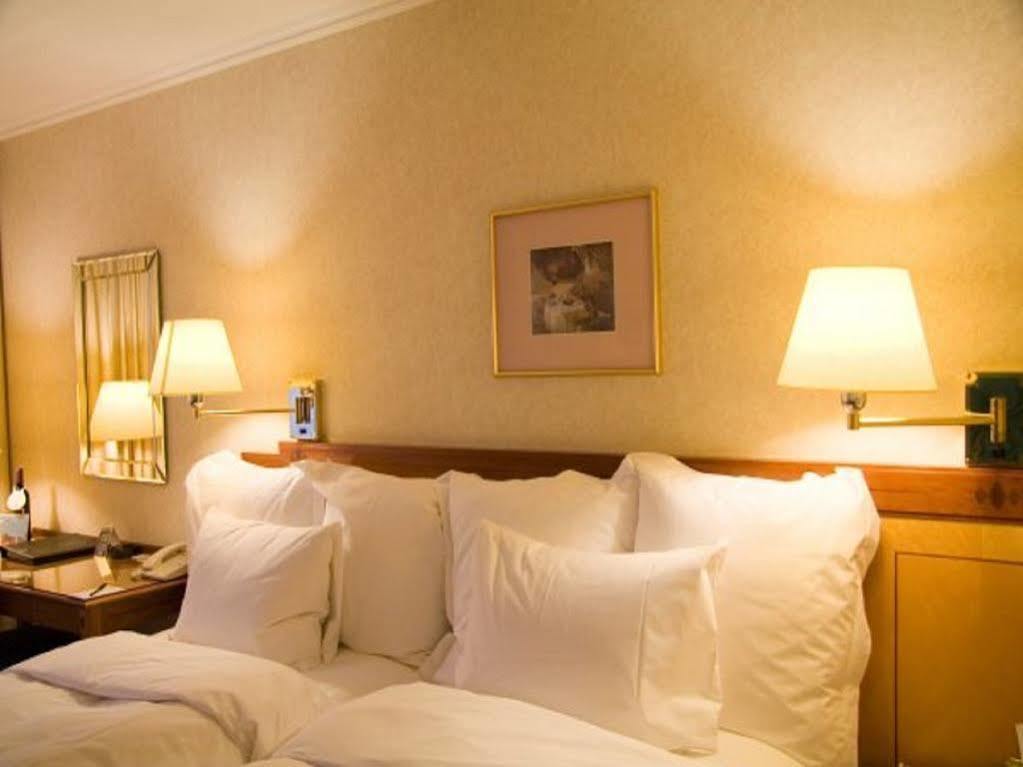 Hotel Sagar Castle Ratlām Zewnętrze zdjęcie